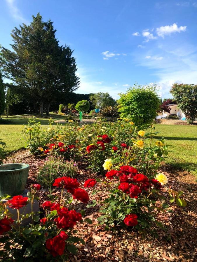 Hotel Lagalerne Neuville-du-Poitou Esterno foto